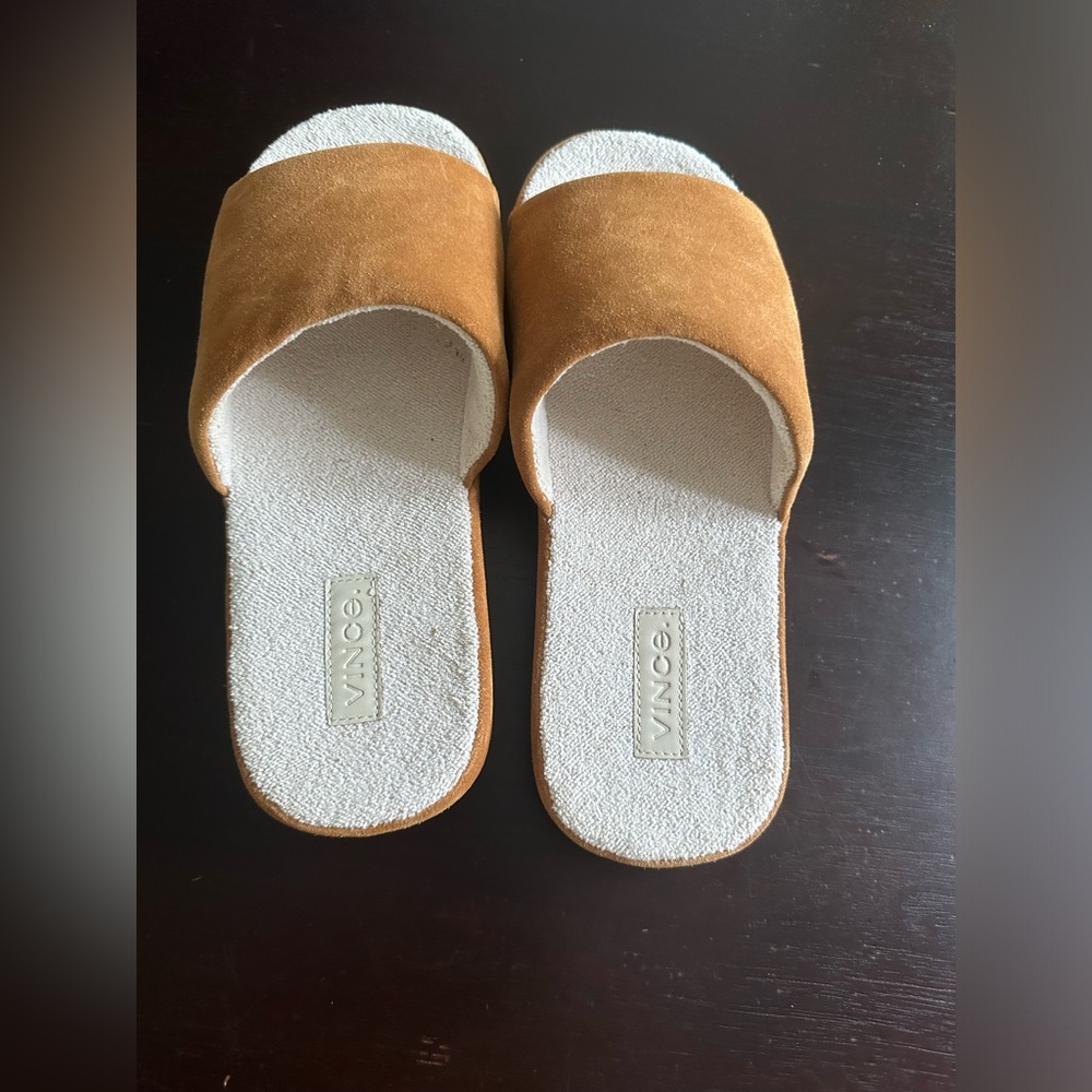 New Vince Karina-2 indoor/outdoor tan suede sandals size 8 - Picture 3 of 7